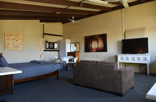 Middlemount Apartment | The Studio