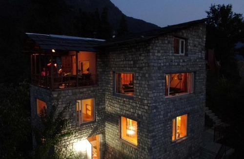 Jibhi Cabin | The Tirthan eagle nest, Tirthan Valley