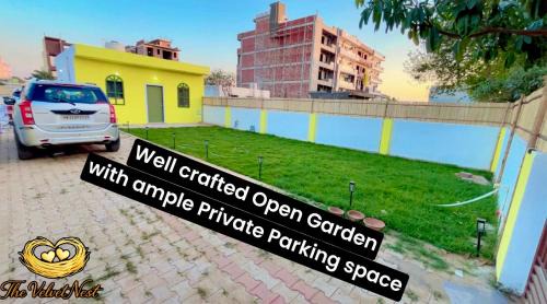 Gurugram Villa | The Velvet Nest - Gurgaon - Luxurious Single Bedroom Private Villa with Garden