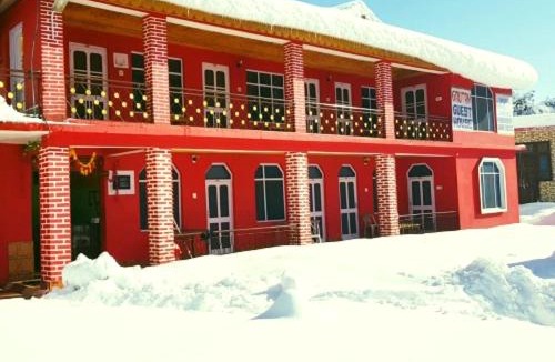 Khajjiar House | The Velvet Pine