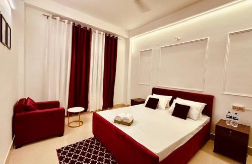 Sualkuchi Apartment | The velvets by staymoksha