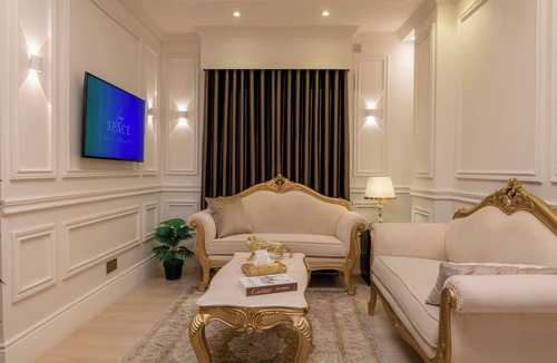 Uttara Apartment | The Versailles Suite. A Designer Home in Dhaka.