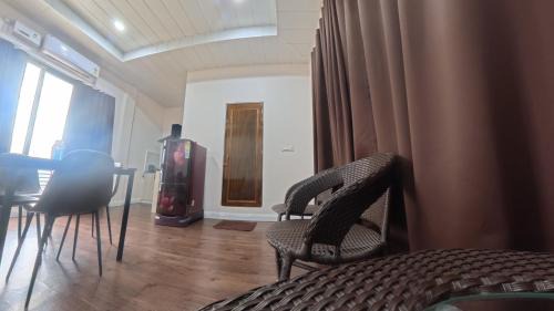Aizawl Hotel | The View Hotel Falkland
