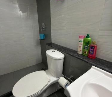 Gurugram Apartment | The Viewpoint Suites- Netflix, Hotstar, Wi-Fi