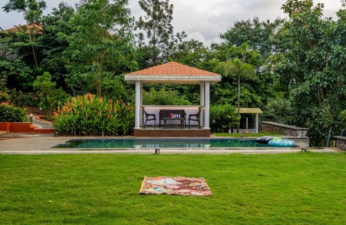 Anjaneri Villa | The Vine Villa, Nashik by Ebony Stays | Private Pool Stay with Vineyard Views