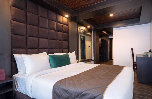 Darjeeling Hotel | The West Gate Posada By Summit