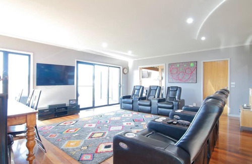 Warrnambool House | The Wetlands