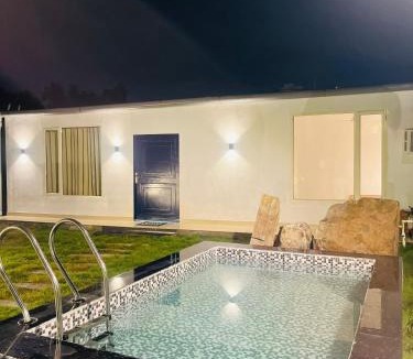 Udyog Vihar Villa | The Woods by Housiify