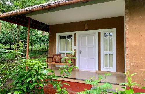 Kattikkulam Resort | Thennal Jungle Camp