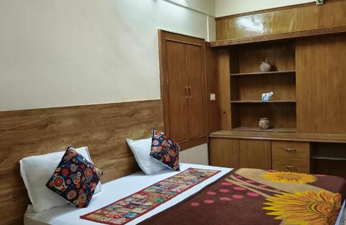 Amar Sagar Pol Hotel | Third eye view hotel and hostel