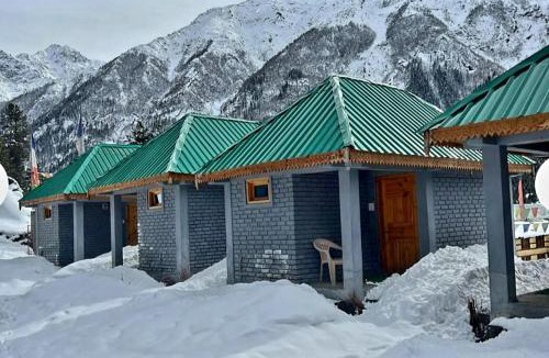 Rakchham House | ThrillEscape - Stay in Cottages & Tents