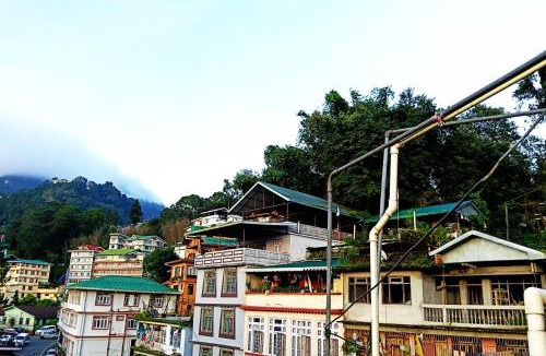 Gangtok Hotel | TIBET ROAD TASHI NORLING near M G marg