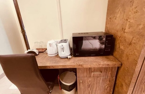 Santacruz Apartment | TIM Santacruz Mumbai Airport