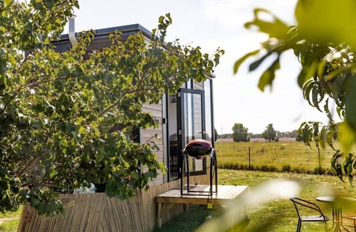 Canowindra House | Tiny Balloon House by Tiny Away