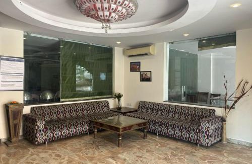 Adarsh Nagar House | Tipsyy Heritage Heights