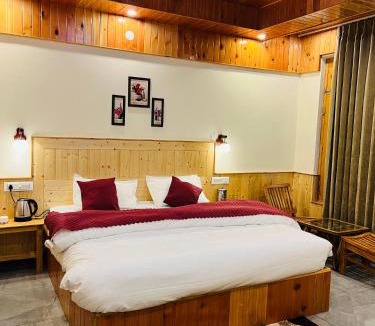 Banjar House | Tirthan Villa Homestay