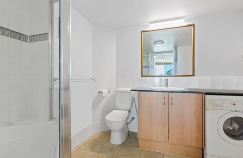 Mooloolaba Apartment | Top Floor Beachside Apartment in the Heart of Mooloolaba!