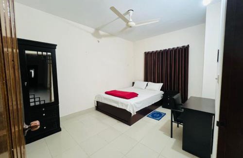 Uttara Hotel | Tourist Home