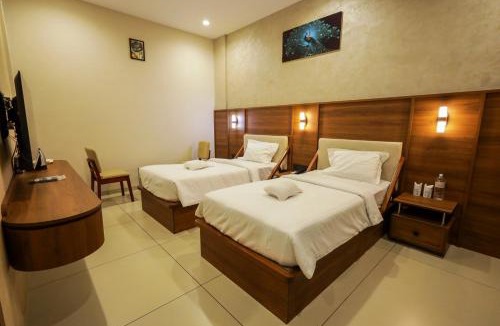 Thalassery Hotel | Town Square Residency