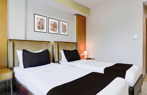 Anand Hotel | Townhouse Anand Formerly Hotel