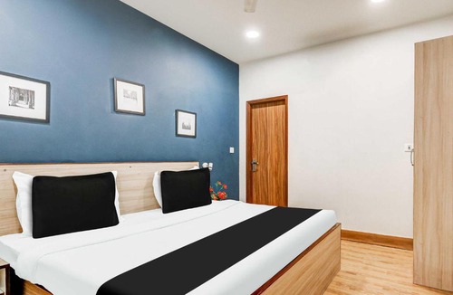 South West Hotel | Townhouse New Delhi Palam Railway Station