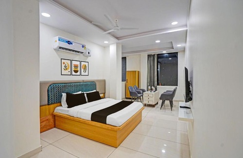 Hisar Hotel | Townhouse Oak Jindal Crossway Hisar