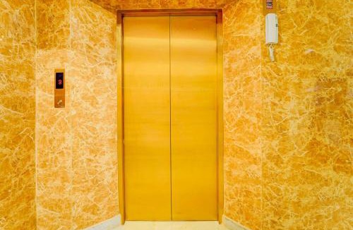 Thiruvananthapuram Hotel | Townhouse Oak Karyavattom Near Green Field Stadium
