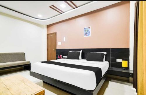 Rajendra Nagar Hotel | Townhouse Rajendra Nagar Main Road