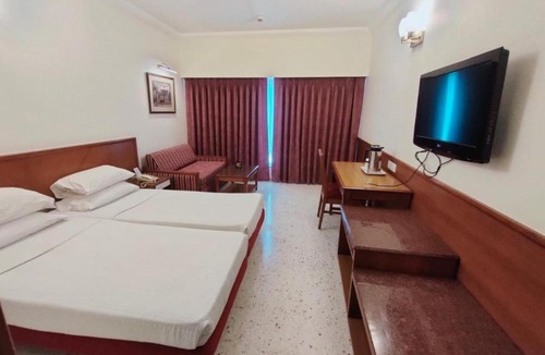 Deccan Gymkhana Hotel | Trance Oakwood Hotel
