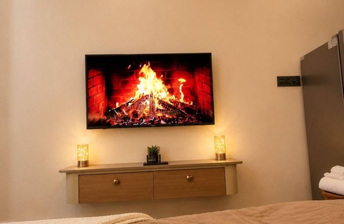 Gurugram Apartment | Tranquil 1-BHK Luxury apartment with Skyline views