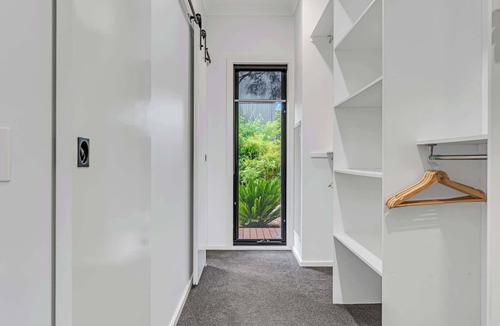 Echuca House | Tranquil Garden Oasis | Central Echuca