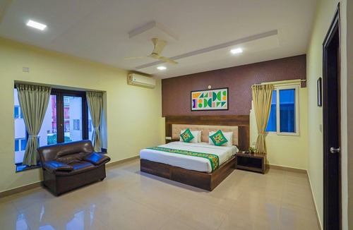 HBR Layout Hotel | Treebo Cranberry Delight