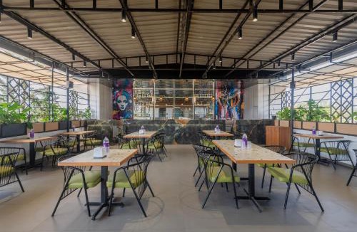 Pimpri - Chinchwad Hotel | Treebo Royal Empire