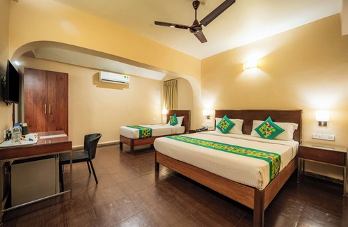 Saunta Vaddo Hotel | Treebo Sunshine Beach Resort with Swimming Pool