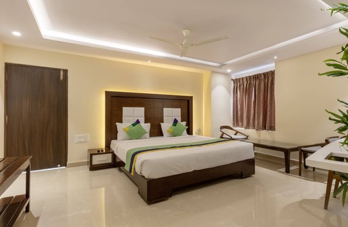 Hassan Hotel | Treebo Suvarna Comforts