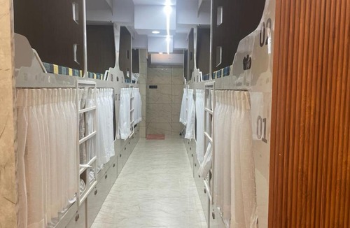 Thiruvananthapuram Cabin | Trio Rooms & dormitory