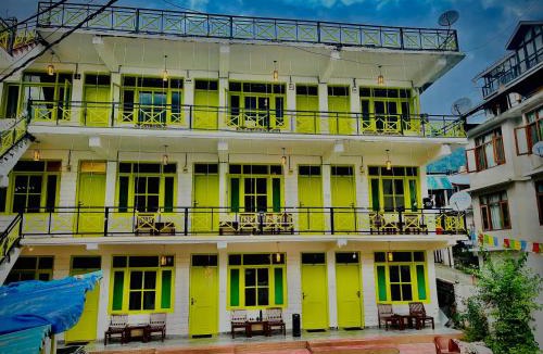New Manali Hostel | Trippy Turtle Hostel
