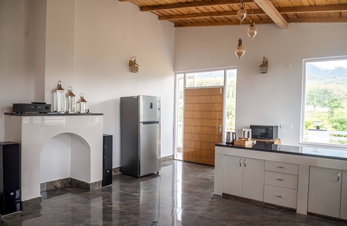 Kotabagh Villa | Tulip Villa - 4BR Villa Near Jim Corbett National Park, Nainital