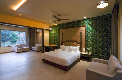 Jakh Hotel | Twamev Corbett