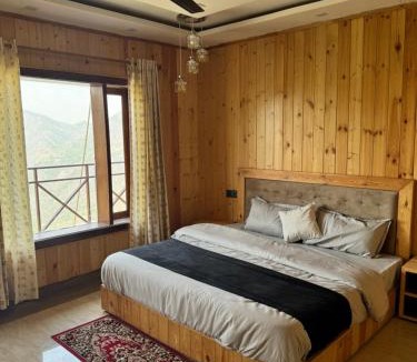 Smanora Range House | UK Home Stay