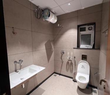 Jubilee Hills Apartment | Ultra Spacious 2BHK apartment with all amenities