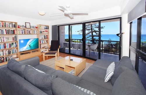 Coolum Beach Apartment | Unit 3 Phoenix