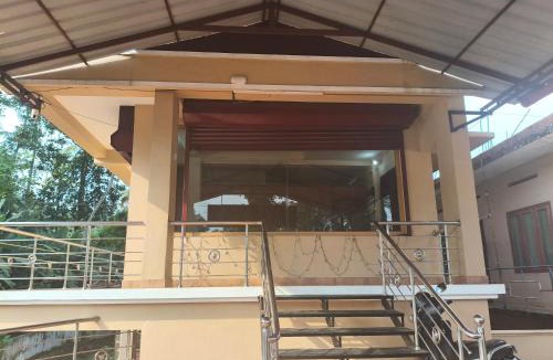 Kottayam Cabin | Valiyaveettil Tourist Home