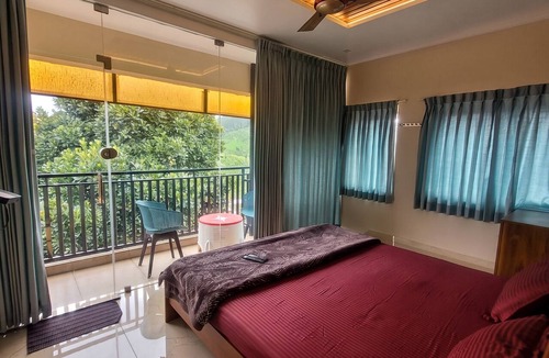 Valparai Hotel | Vasu Inn - Rooms in Valparai