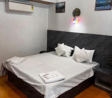 Mahabaleshwar Hotel | Velkar Cottage Mahabaleshwar