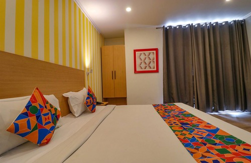 Chhatarpur Hotel | Via Chattarpur Enclave