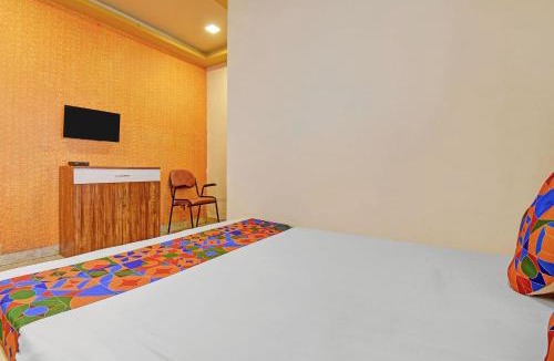 Kothrud Hotel | Via Kamal Stay Inn
