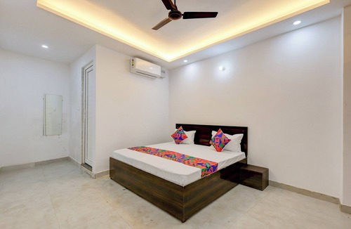 Kanpur Hotel | Via Rustic Roots
