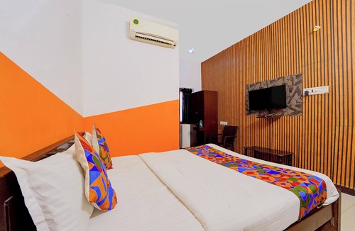 Peelamedu Hotel | Via Zane - Nr Coimbatore International Airport