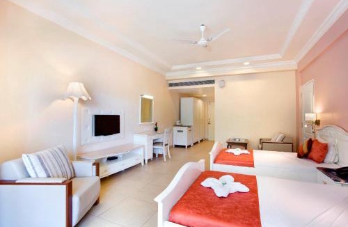 Kune N.m. Resort | Villa San Lawrenz